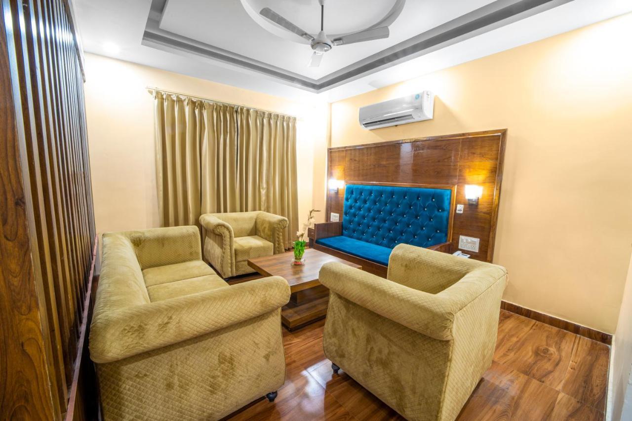 Hotel Divine Lakshmi Ganga Rishīkesh Zewnętrze zdjęcie