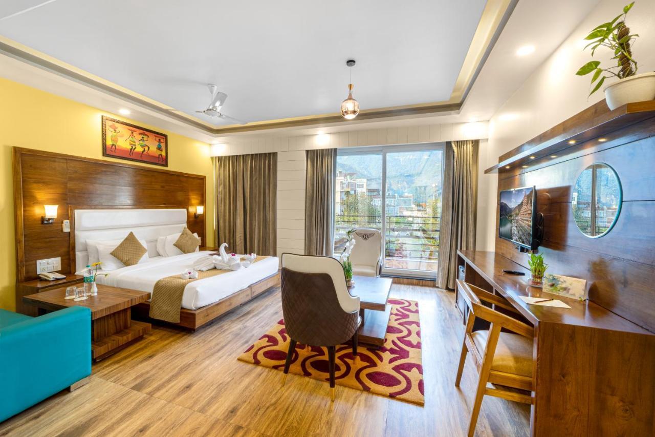 Hotel Divine Lakshmi Ganga Rishīkesh Zewnętrze zdjęcie