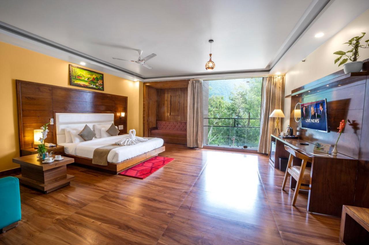 Hotel Divine Lakshmi Ganga Rishīkesh Zewnętrze zdjęcie