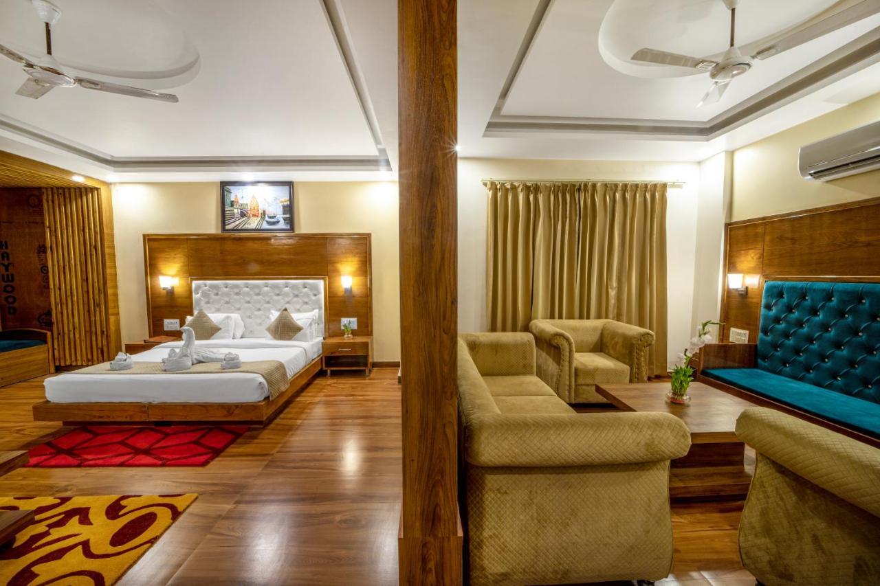 Hotel Divine Lakshmi Ganga Rishīkesh Zewnętrze zdjęcie
