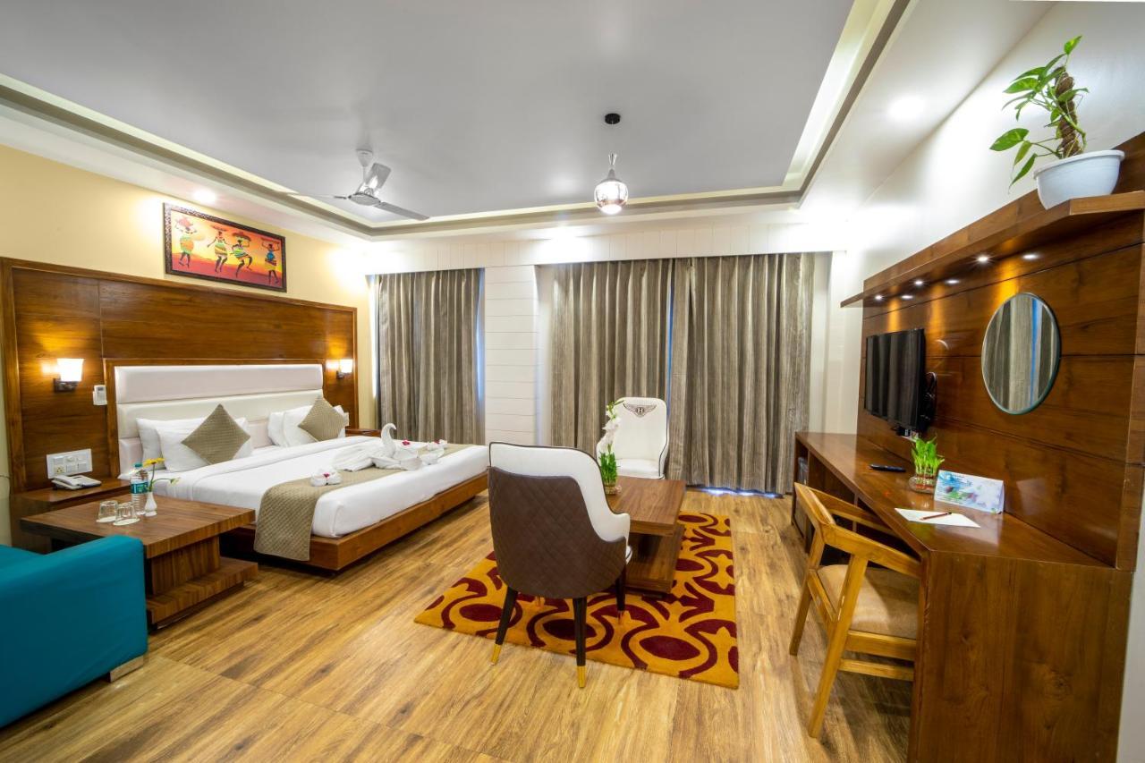 Hotel Divine Lakshmi Ganga Rishīkesh Zewnętrze zdjęcie