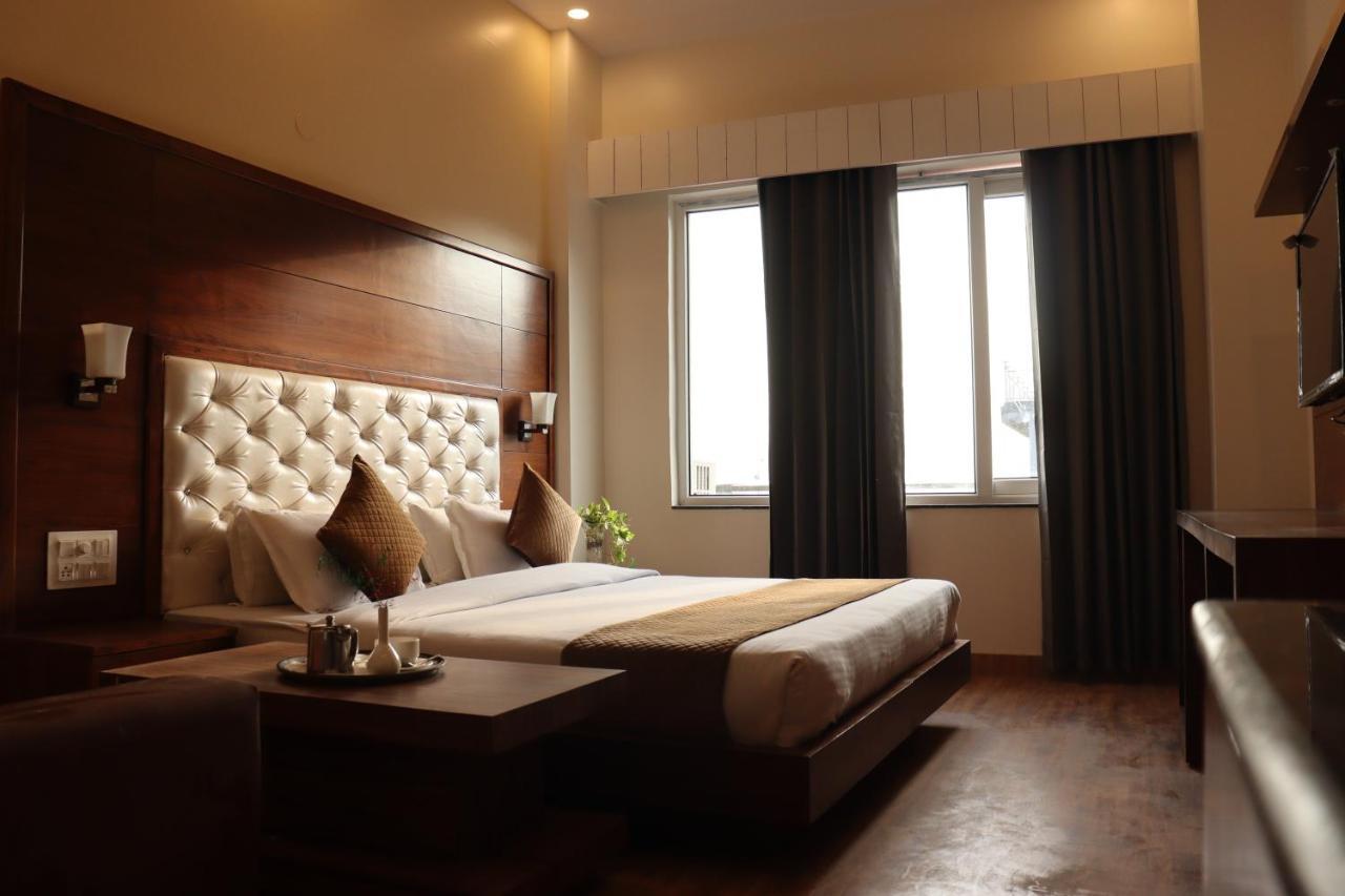 Hotel Divine Lakshmi Ganga Rishīkesh Zewnętrze zdjęcie