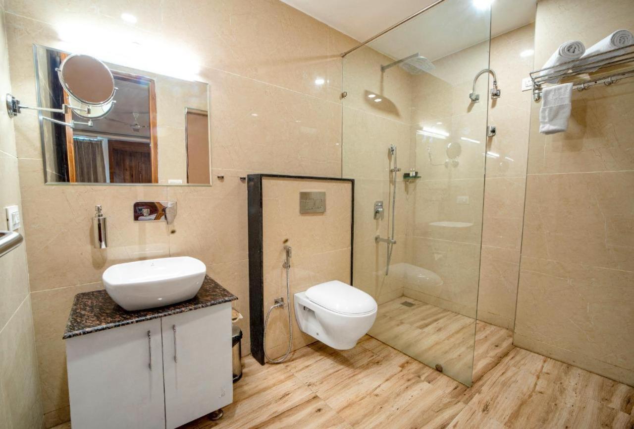 Hotel Divine Lakshmi Ganga Rishīkesh Zewnętrze zdjęcie