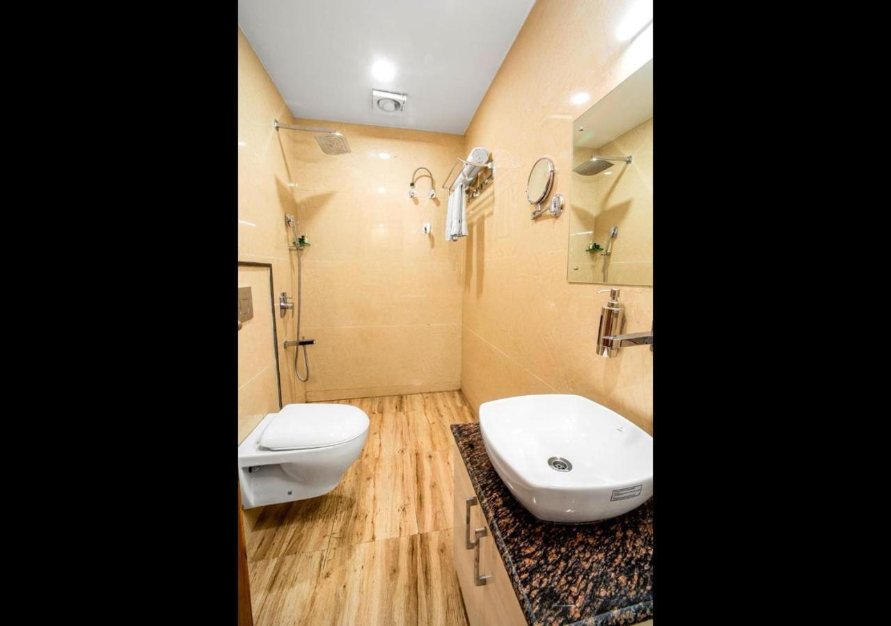 Hotel Divine Lakshmi Ganga Rishīkesh Zewnętrze zdjęcie